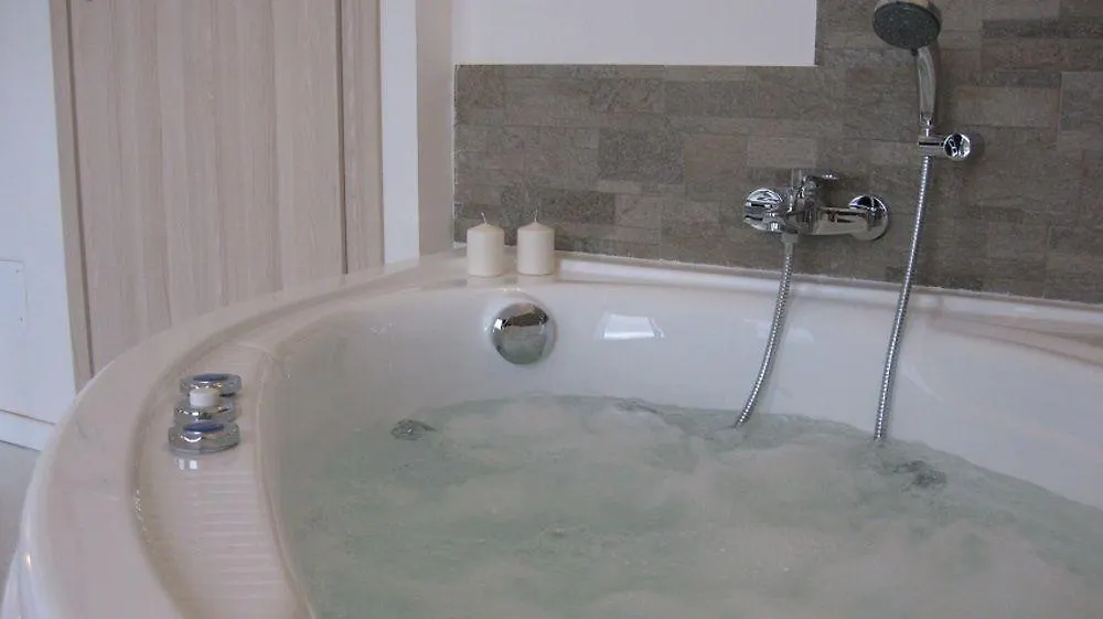 Bed & Breakfast B&B 52Cento Arezzo